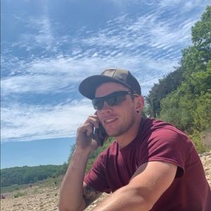 Meet your Posher, Bobby